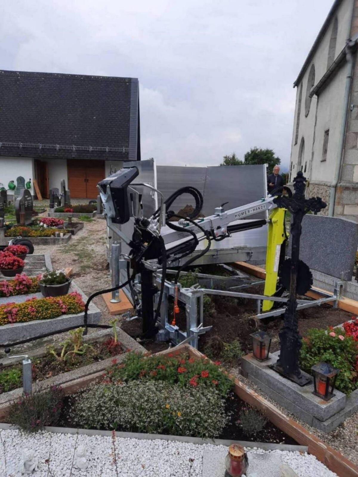 Humer Friedhofsbagger 2