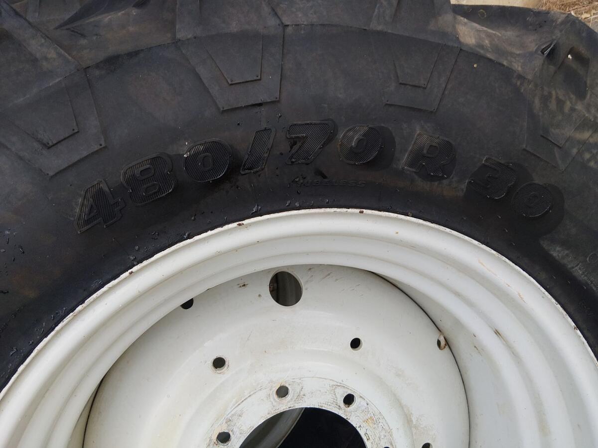 Traktor Kompletträder 2