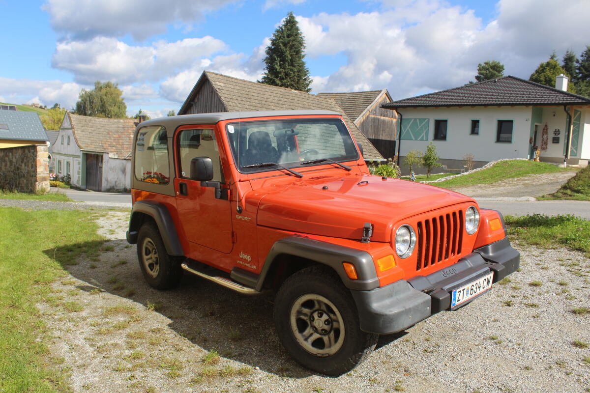 Verkaufe Jeep Wrangler Sport 3