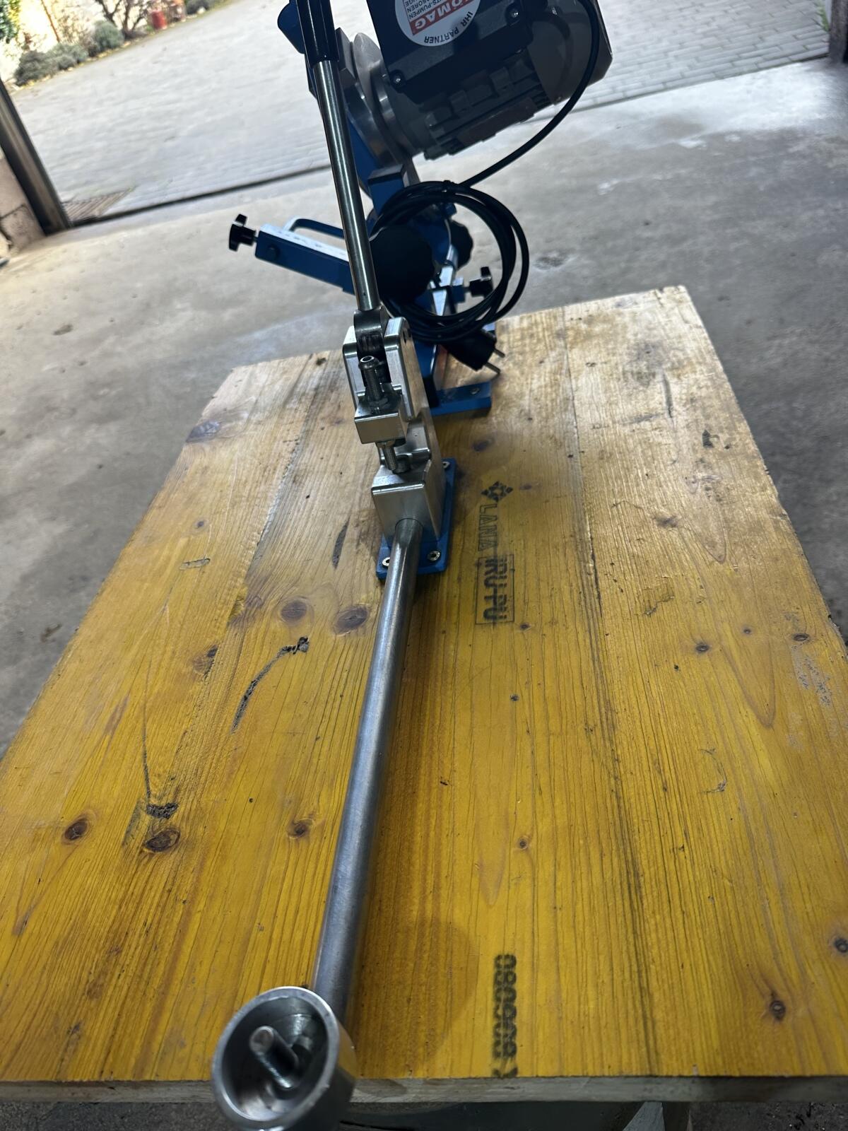 Schleifgerät für Kreissägeblätter (bis 800 mm) inkl. Schränkapparat. 3