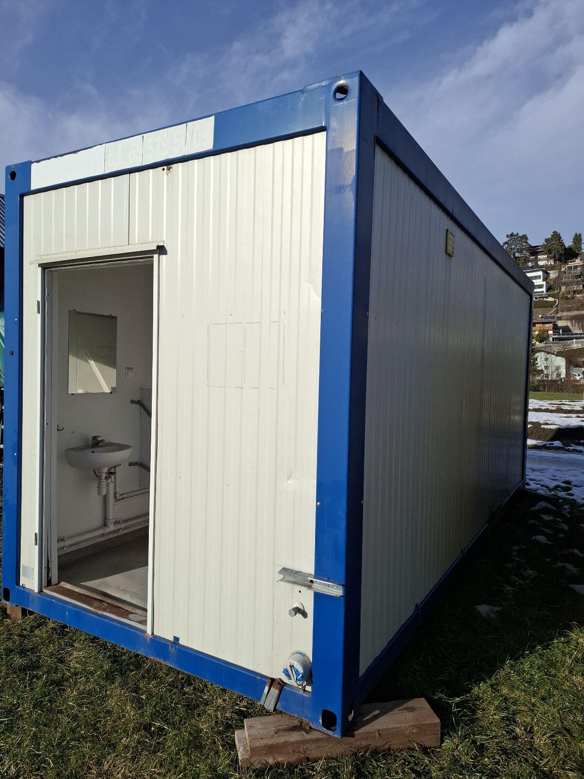 Sanitärcontainer 2