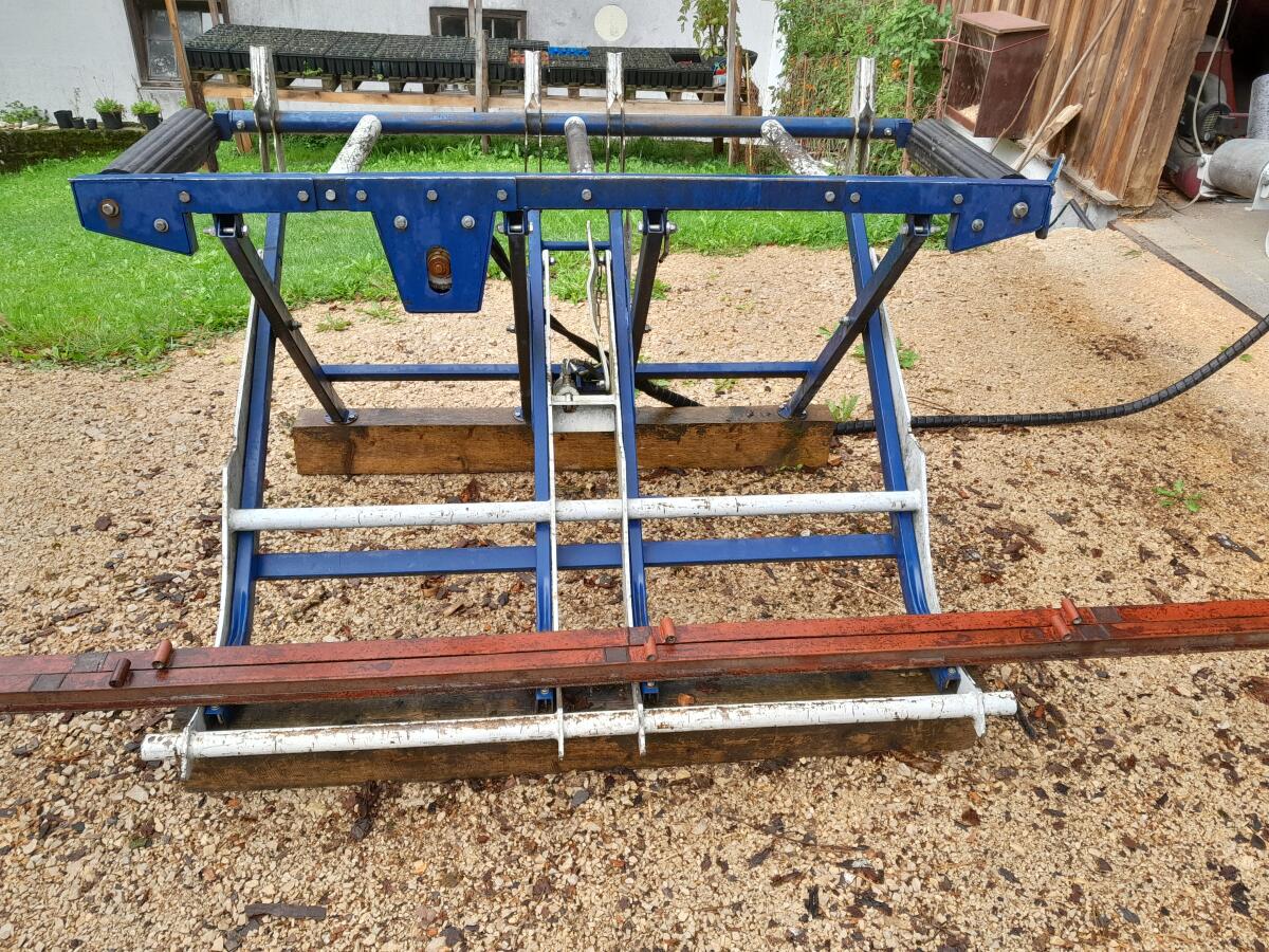 Tajfun Hebetisch Querförderer 3