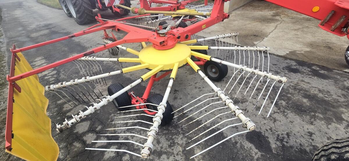 Doppelseitenschwader Pöttinger 651A Multitast 3