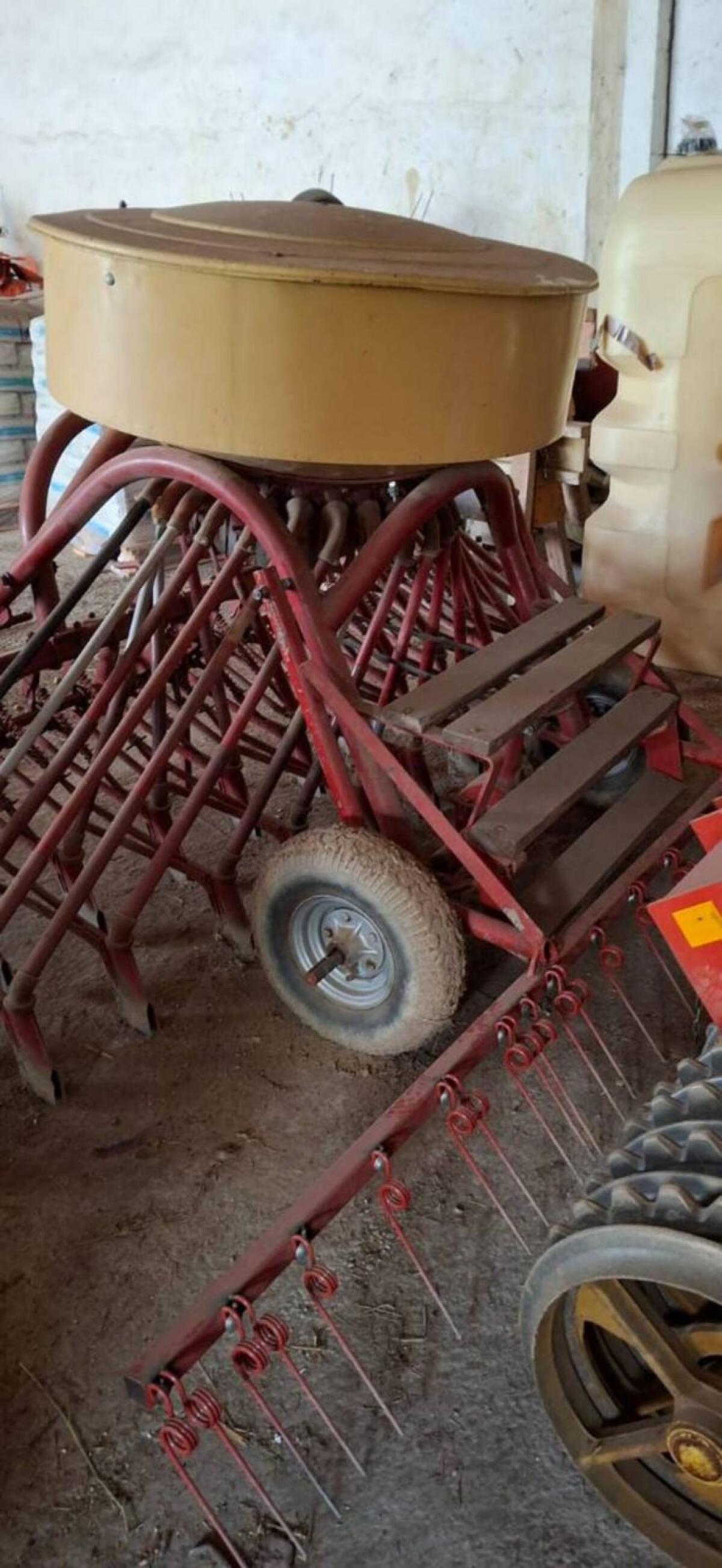 Verkaufe Sämaschine 3