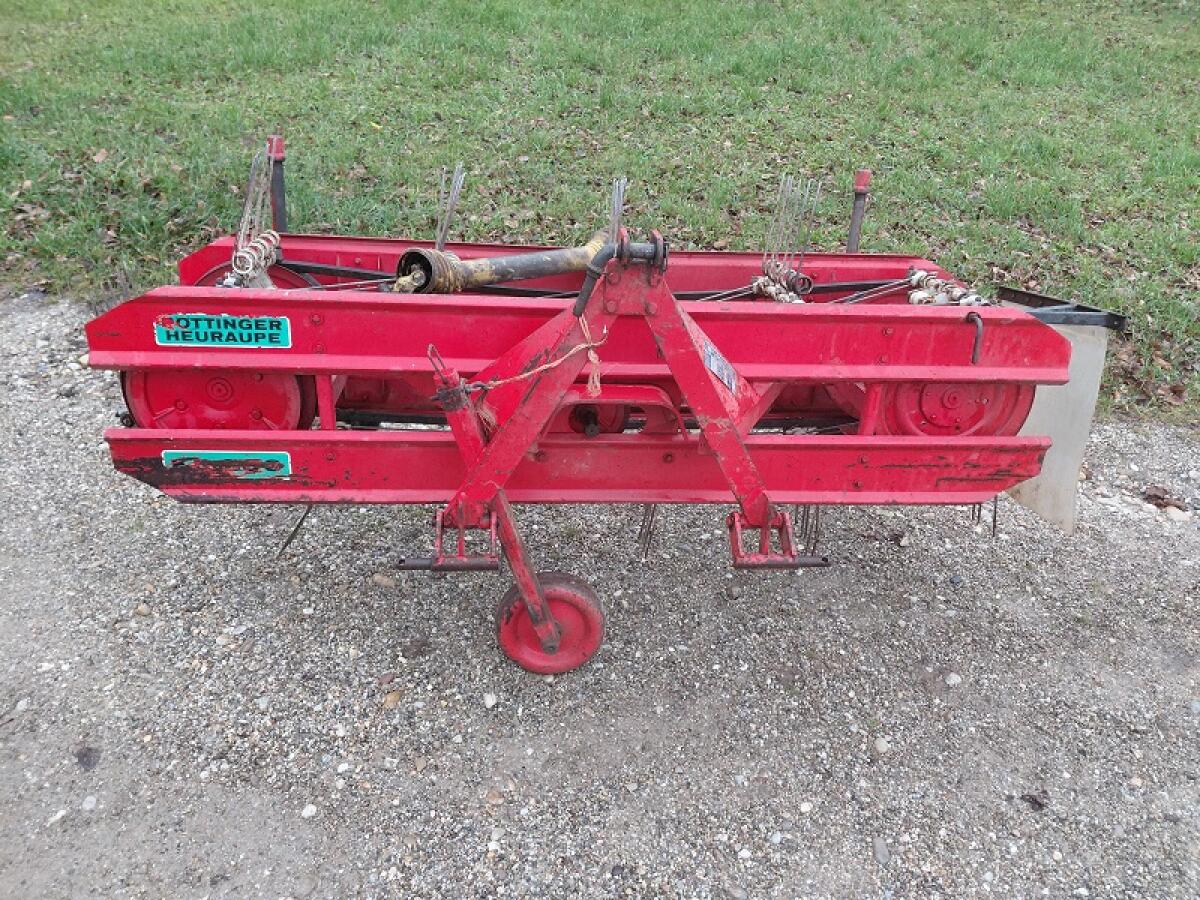 Heuraupe Pöttinger 2