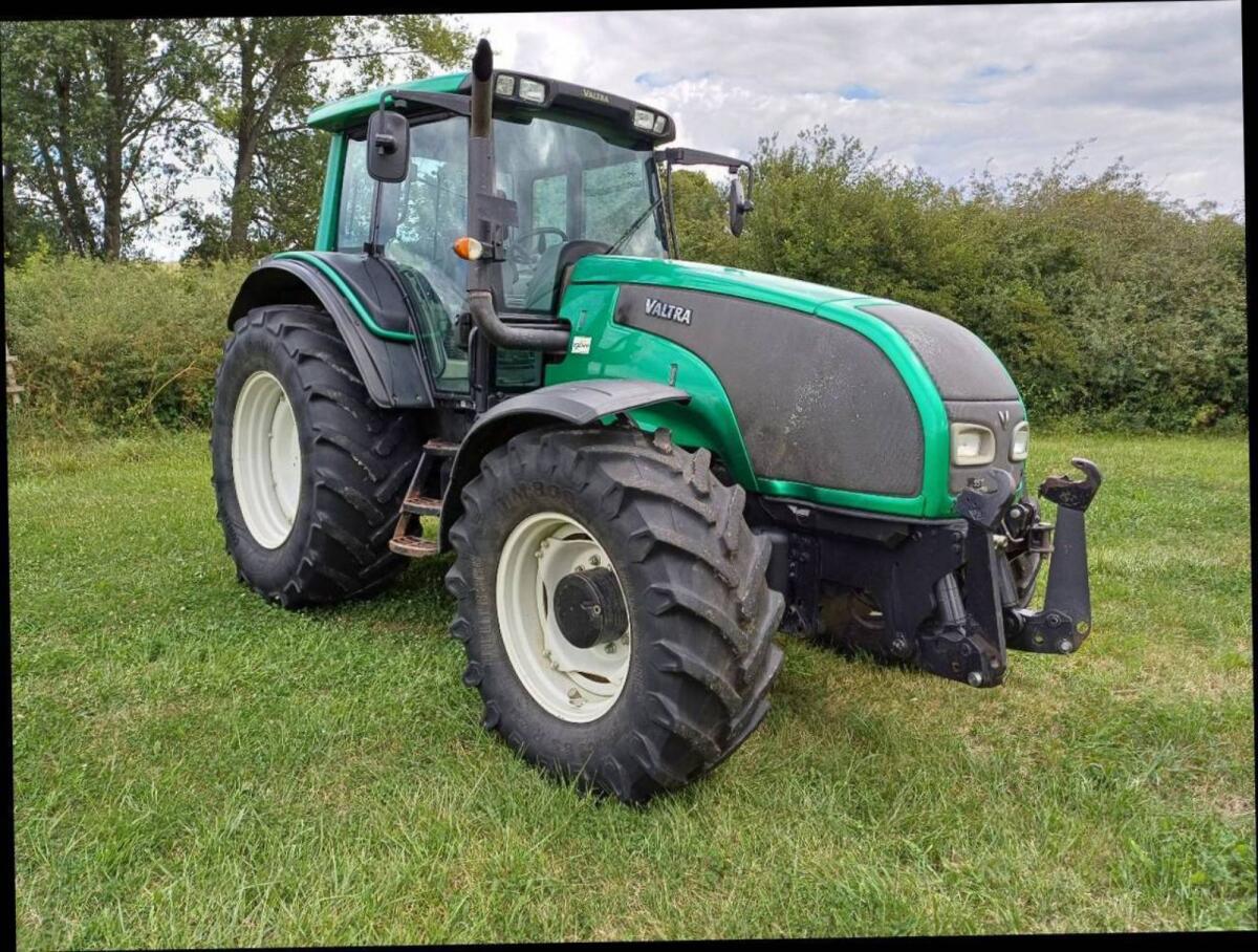 Valtra T151 eh 3