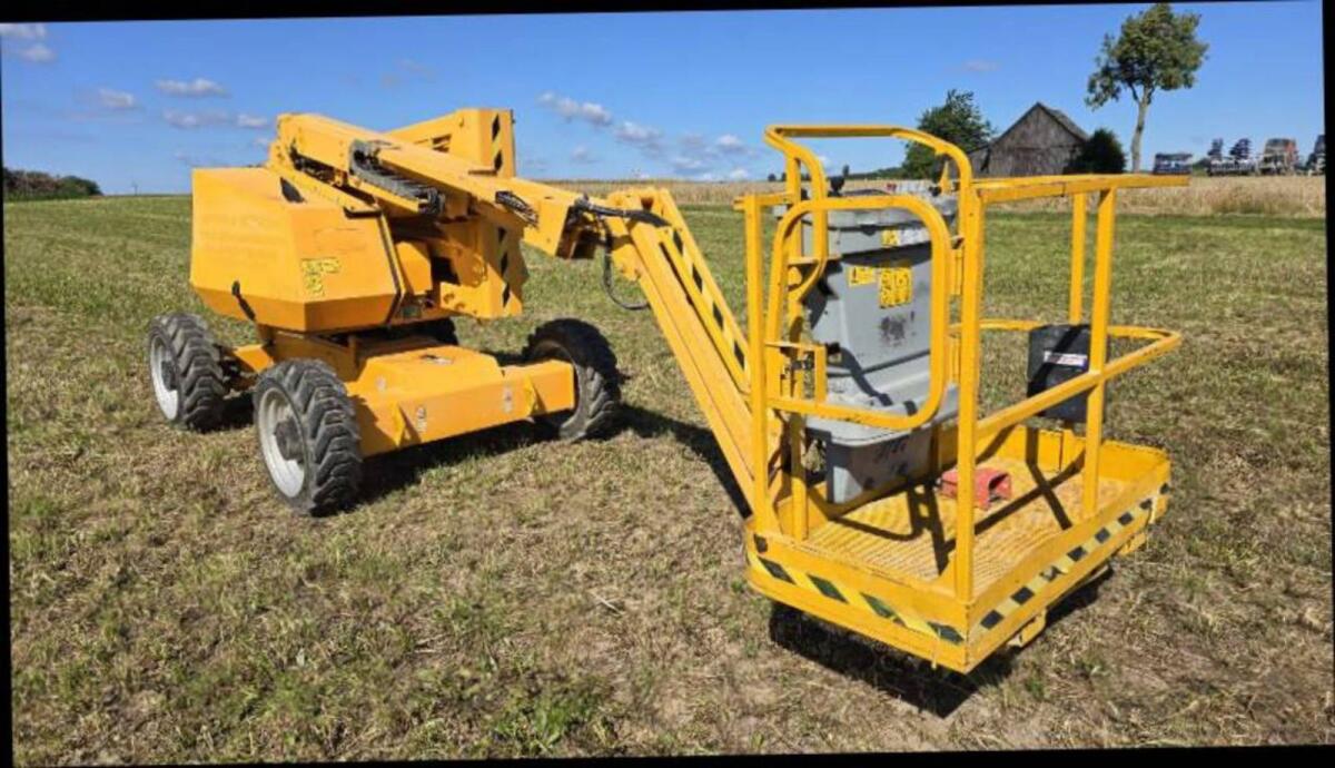 Teleskoparbeitsbühne JLG 340 AJ 3