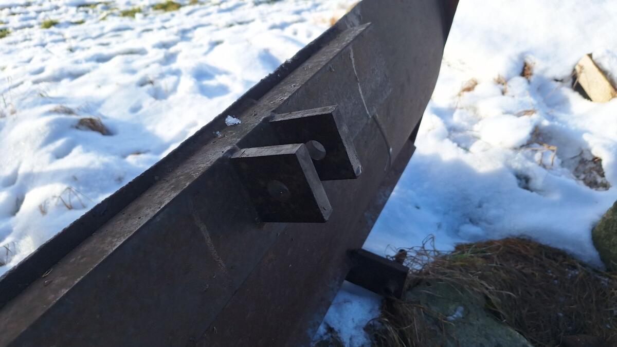 Schneeschiebeschild inkl. Eggenfunktion 3