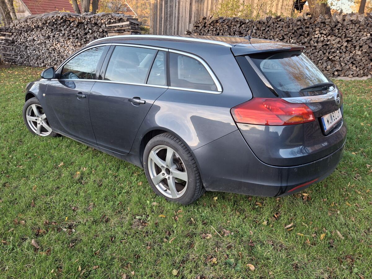 OPEL Insignia Sports Tourer 3