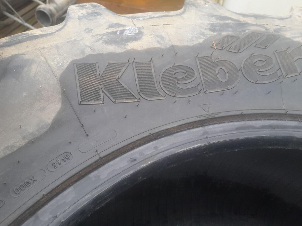 Kleber Reifen 540/65R28 2
