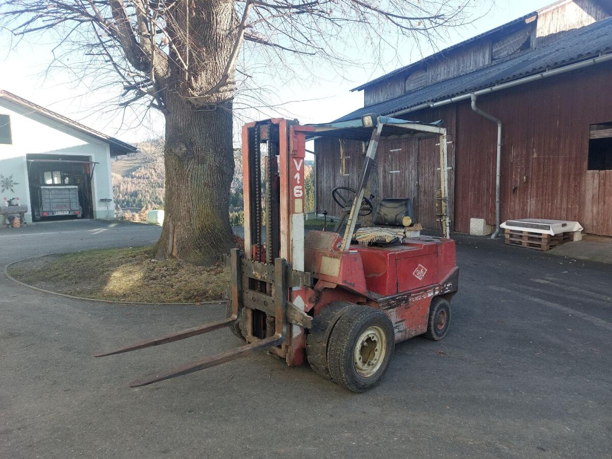 Stapler Gabelstapler O&K V16D 2