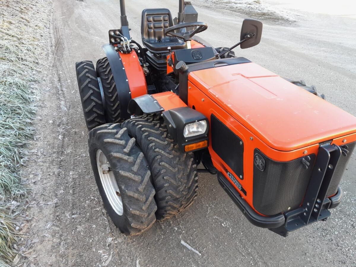 Antonio Carraro Tigretrac 3800 2