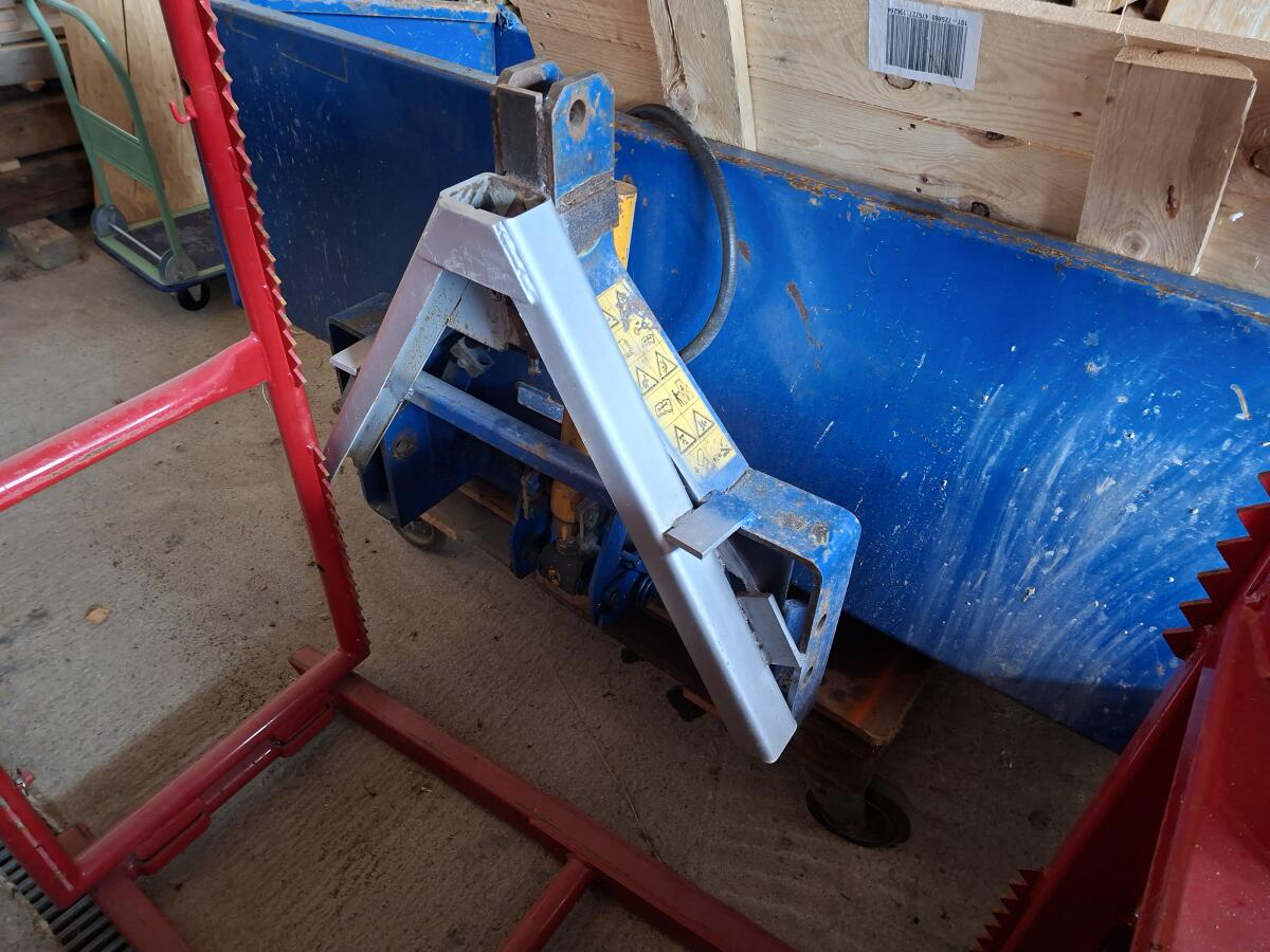 Göweil GHU 1,85/0,8 Kippmulde Kippschaufel Heckcontainer 185 3