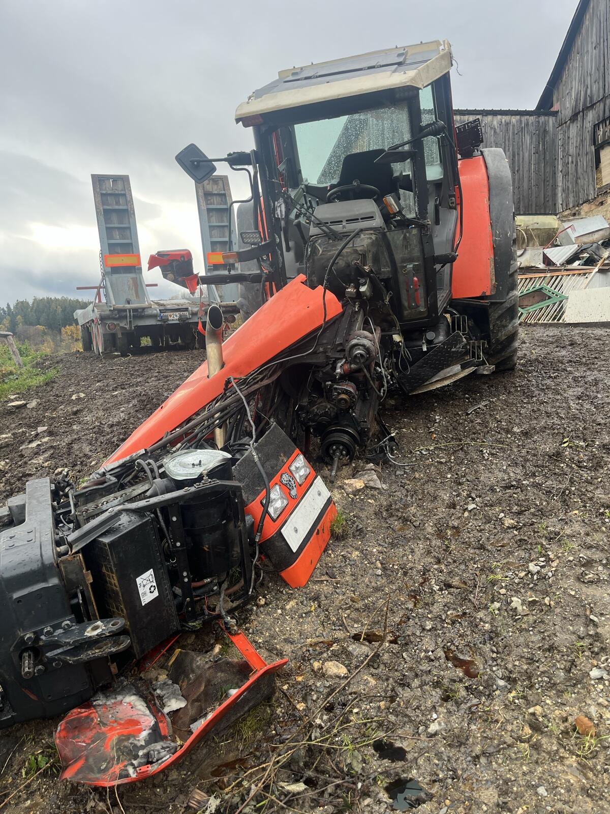 Same Antares 130 mit Unfallschaden 3