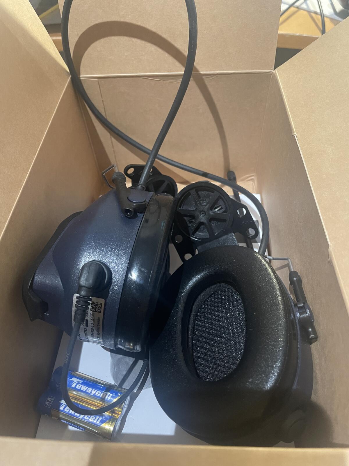 3M Peltor Litecom 446 MHz PMR Funk Headset Gehörschutz 2
