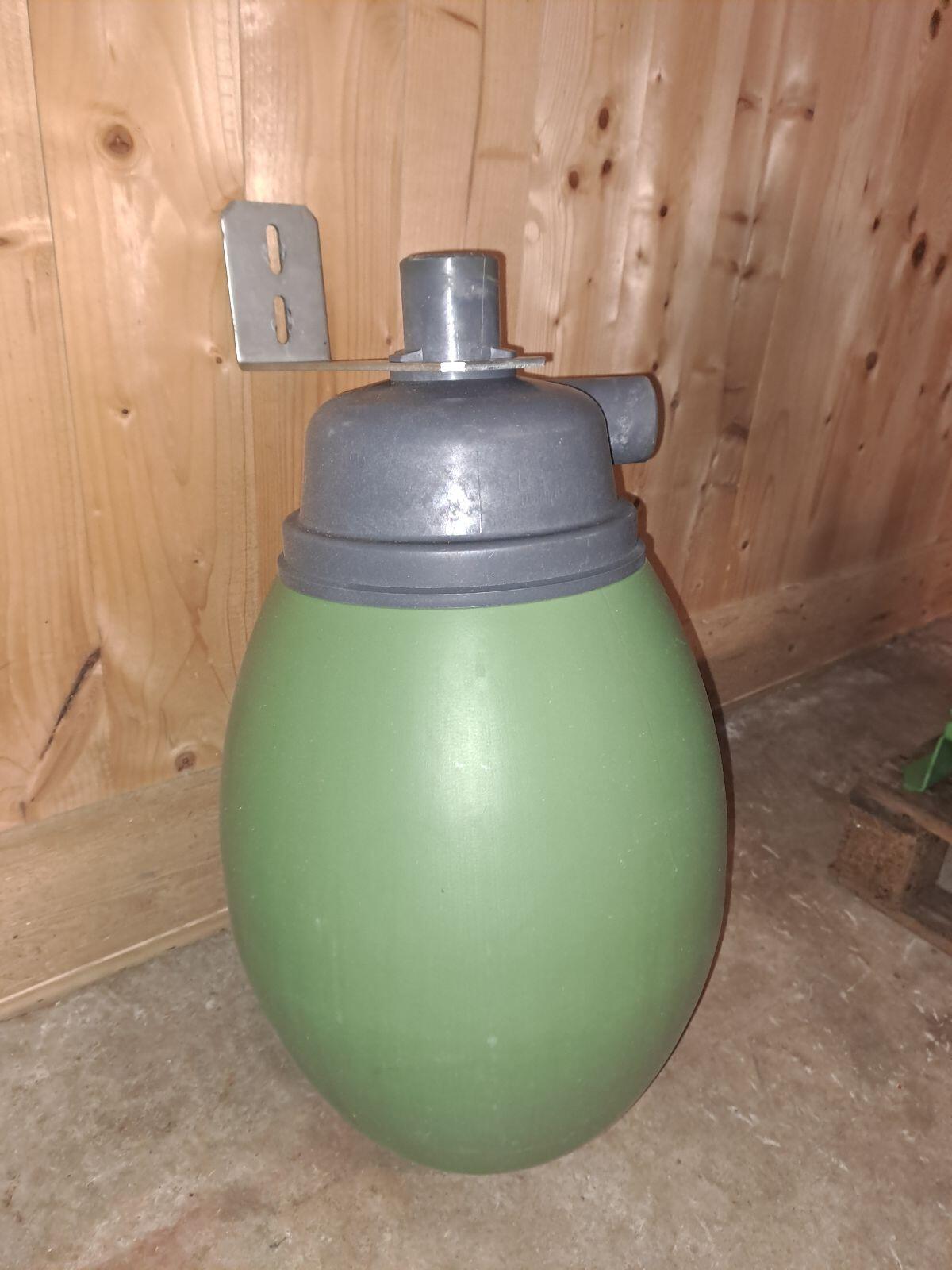 Vakuumtank mit Sicherheitsvorkehrungen 2