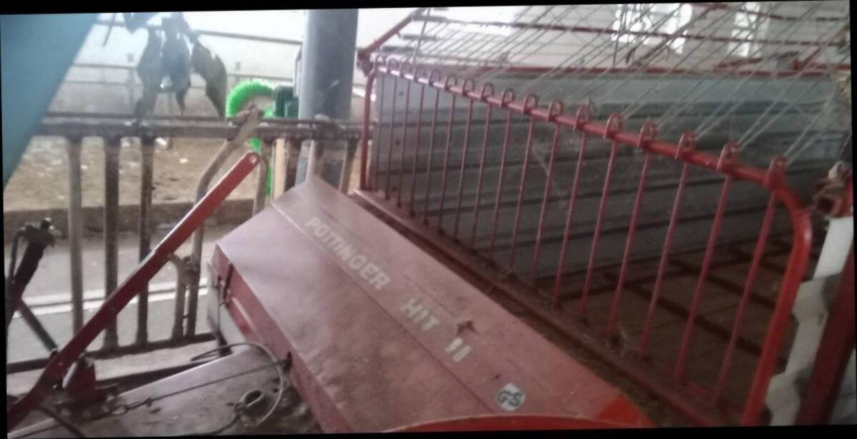 Ladewagen Pöttinger Hit II 3