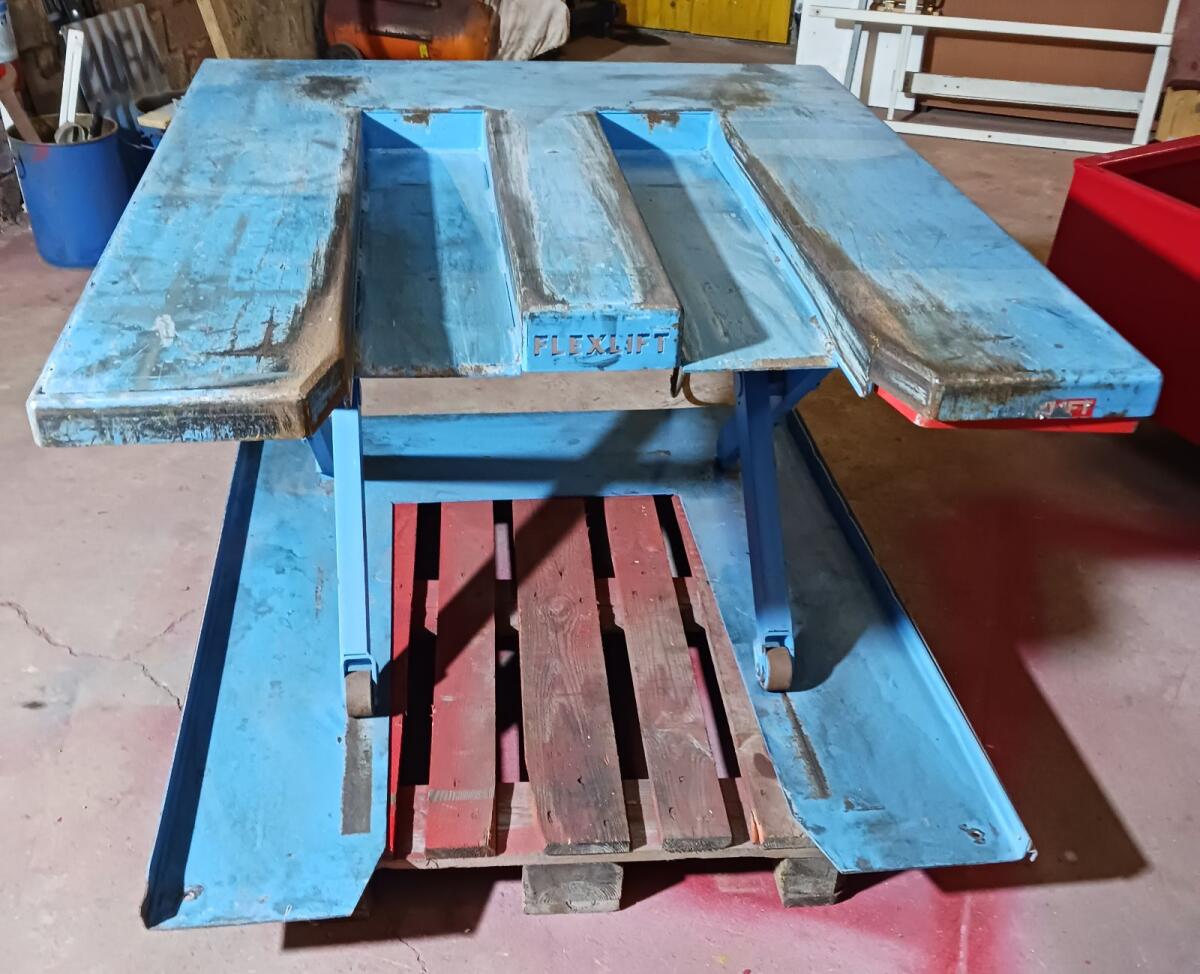 Verkaufe gebrauchten Flexlift Scherenhubtisch 2
