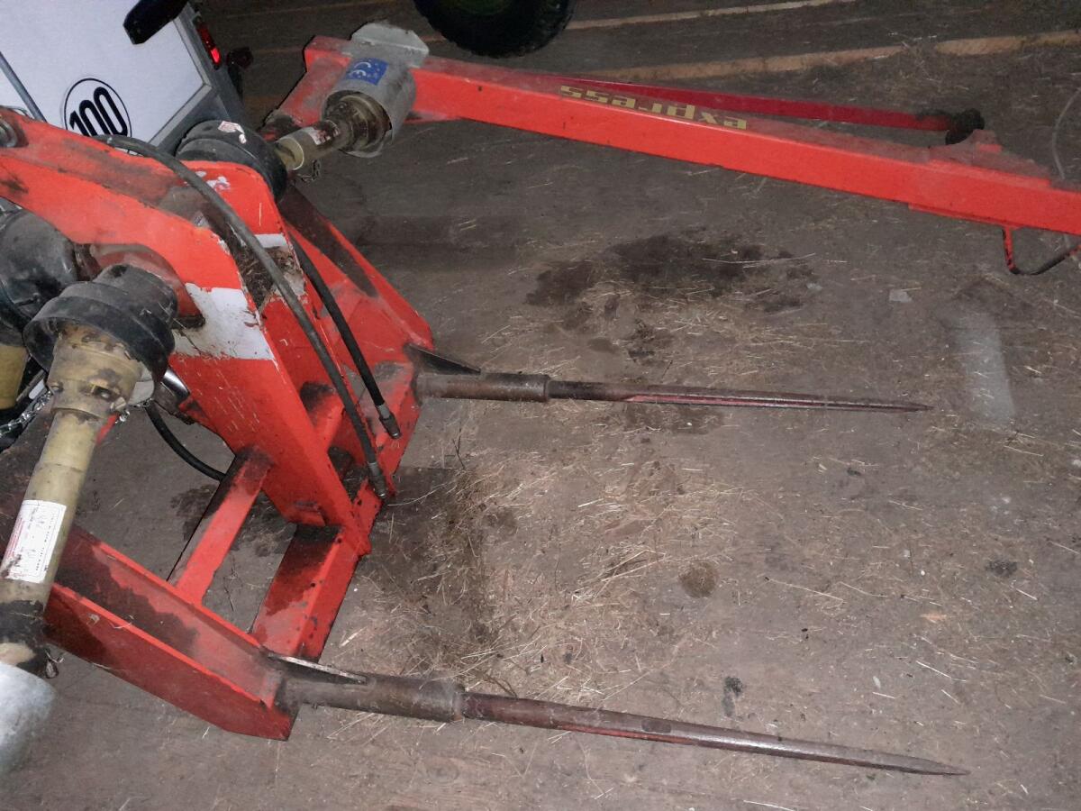 Rundballenschneider, Fa. Buchmann Express 2