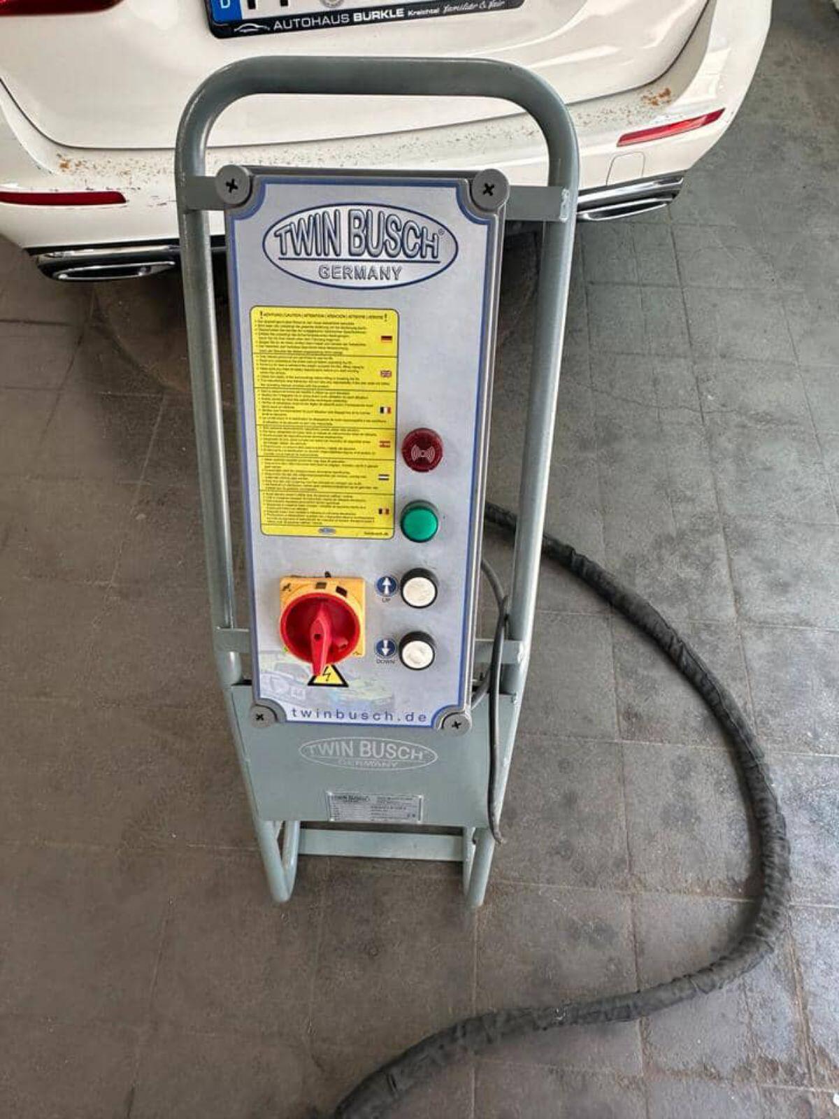 Scherenhebebühne Twinbusch S3-10e 3 t 3