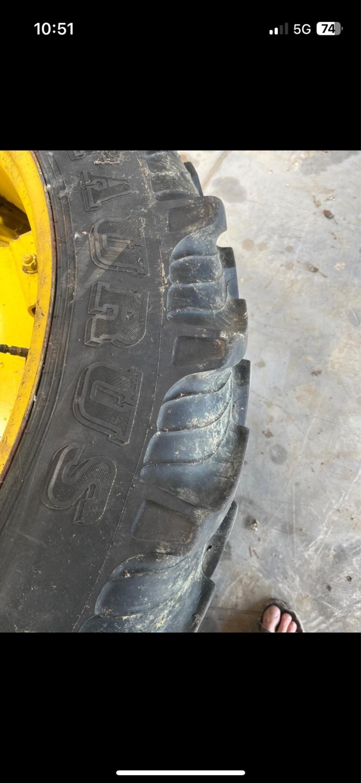 Pflegereifen 270/95R42 John Deere 5080R 2