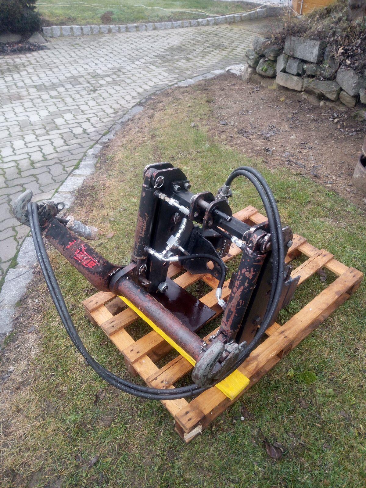 Verkaufe Fronthydraulik Hauer für Steyr 8090 3