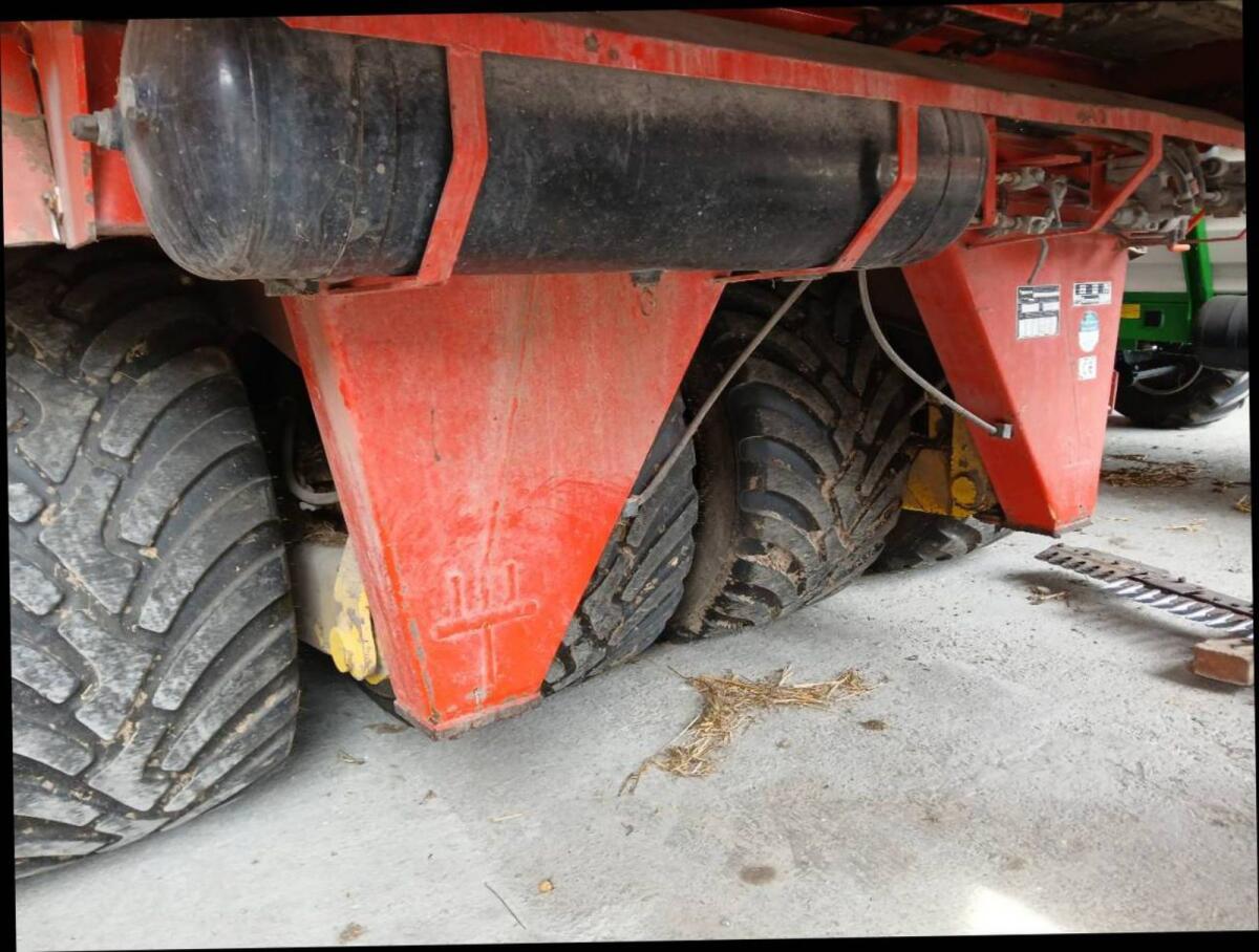 Pöttinger Jumbo 6600 2