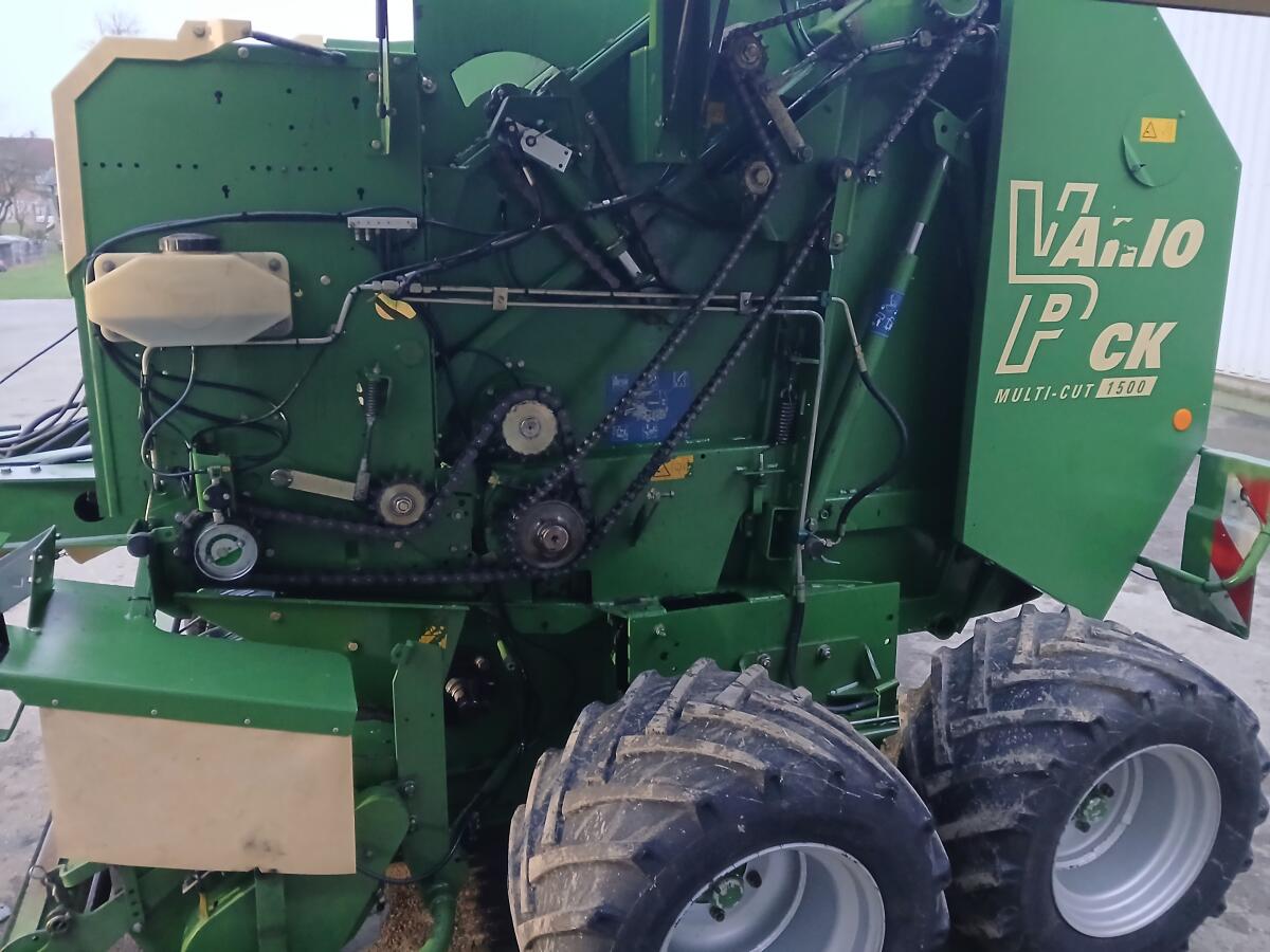 Krone Rundballenpresse 2