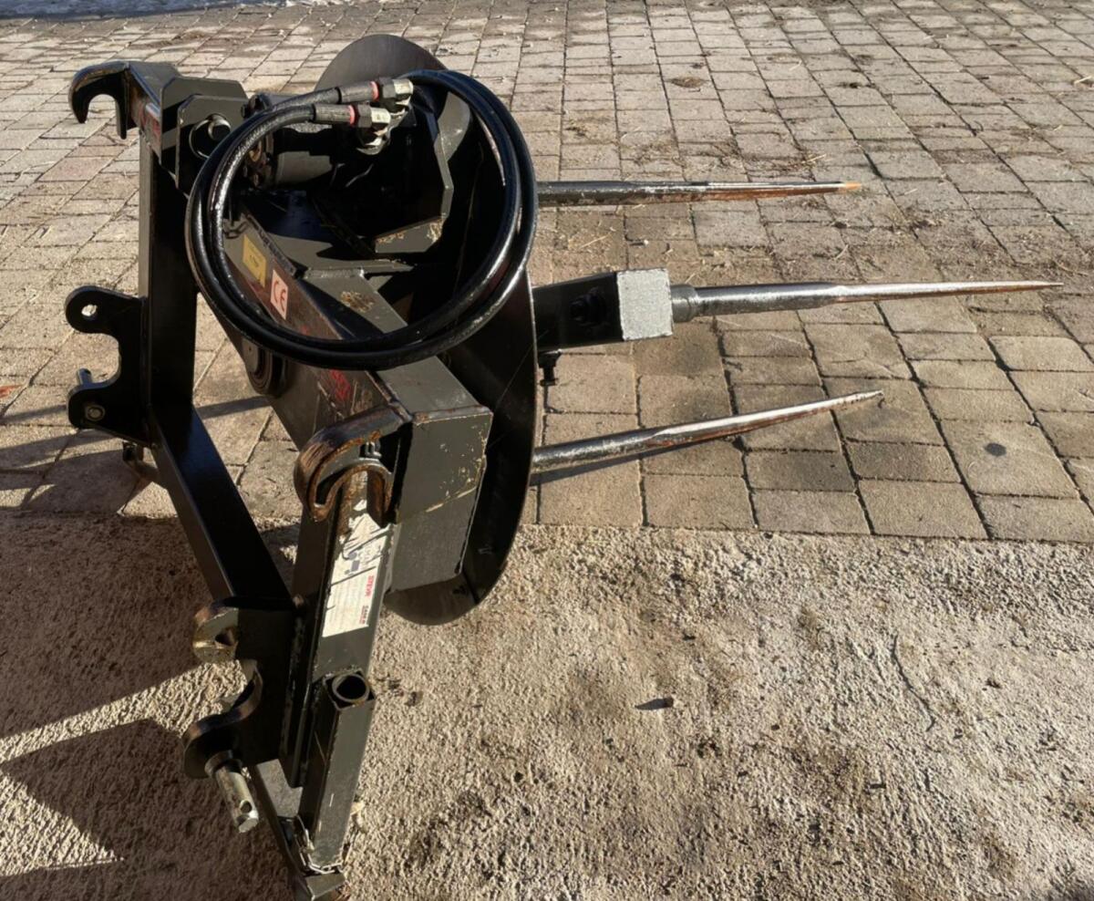 Rundballenabwickler Fliegl 2