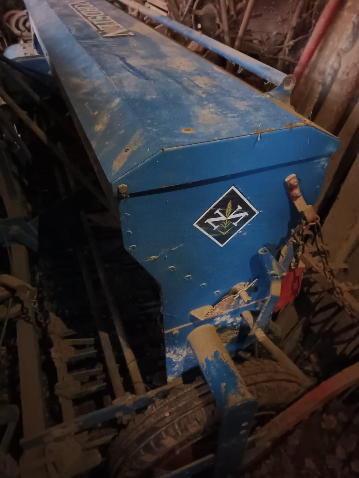 Nordsten Sämaschine 250 Lift-o-matic 2