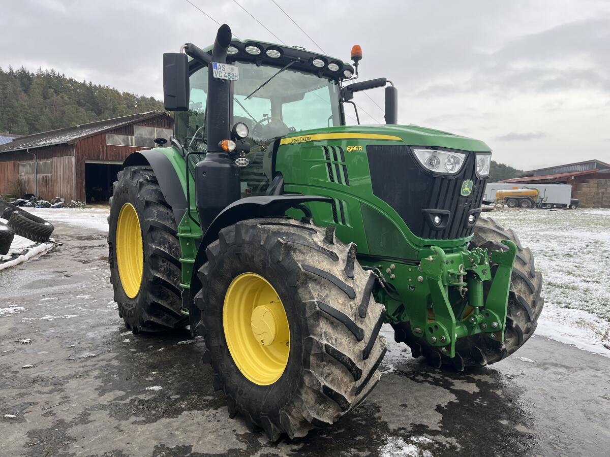 Traktor John Deere 6195R 2