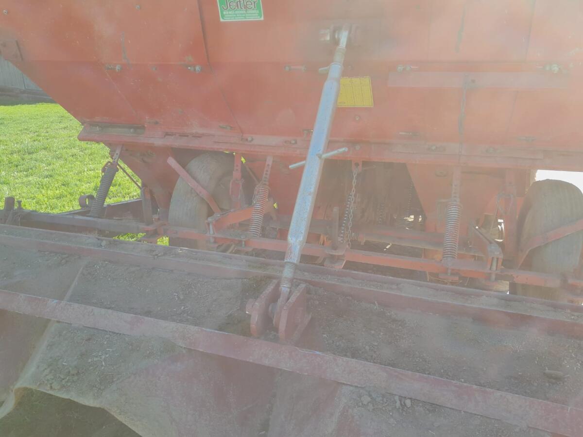 Kverneland-Underhaug Kartoffelleger 1400 3