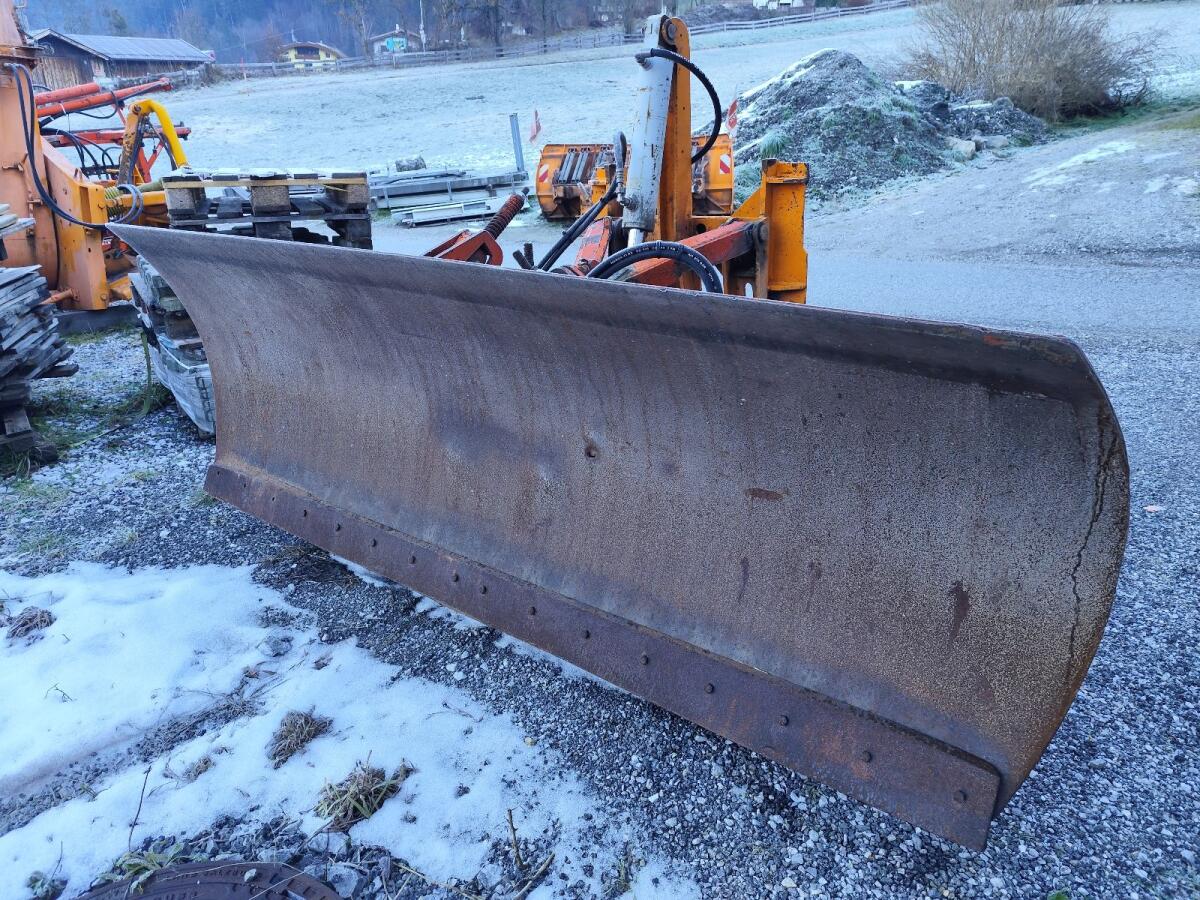 Schneepflug Hydrac HS 2500 3