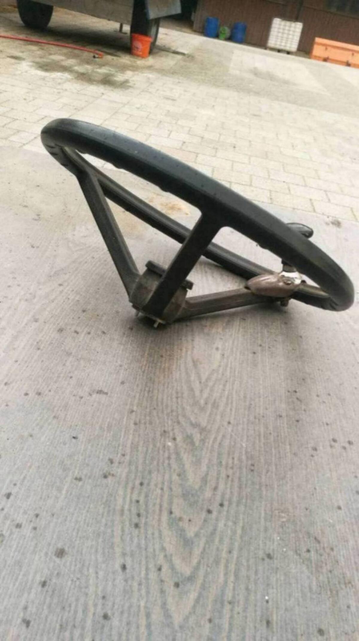 Lenkrad von Steyr Plus oder 80er Serie 3