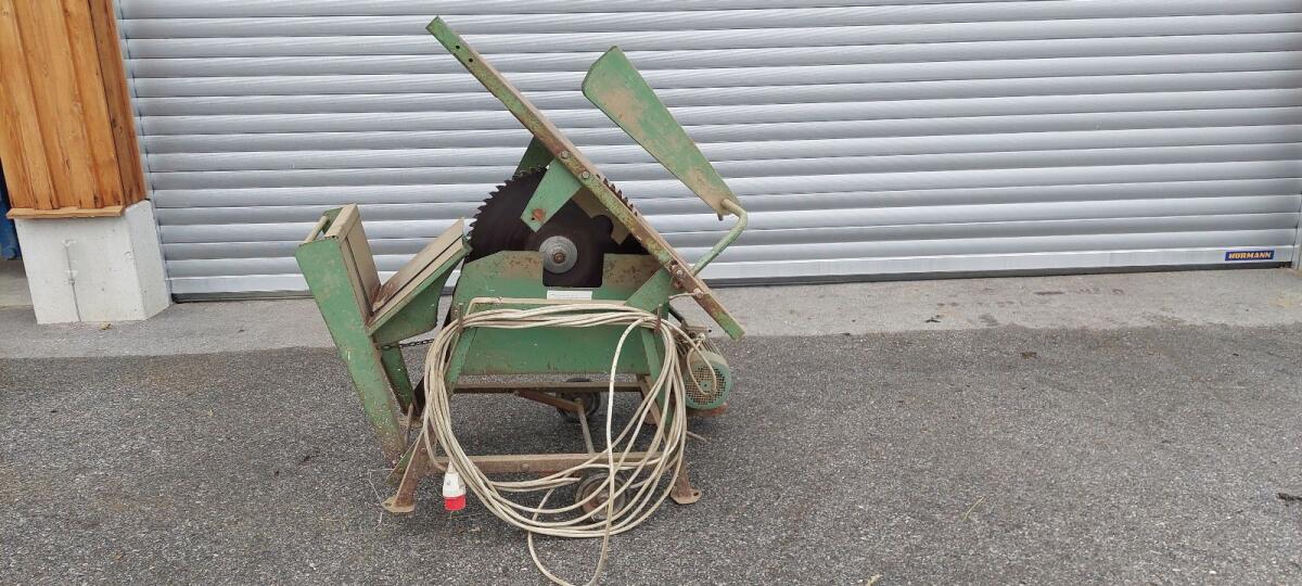 Tisch- und Wippkreissäge 3