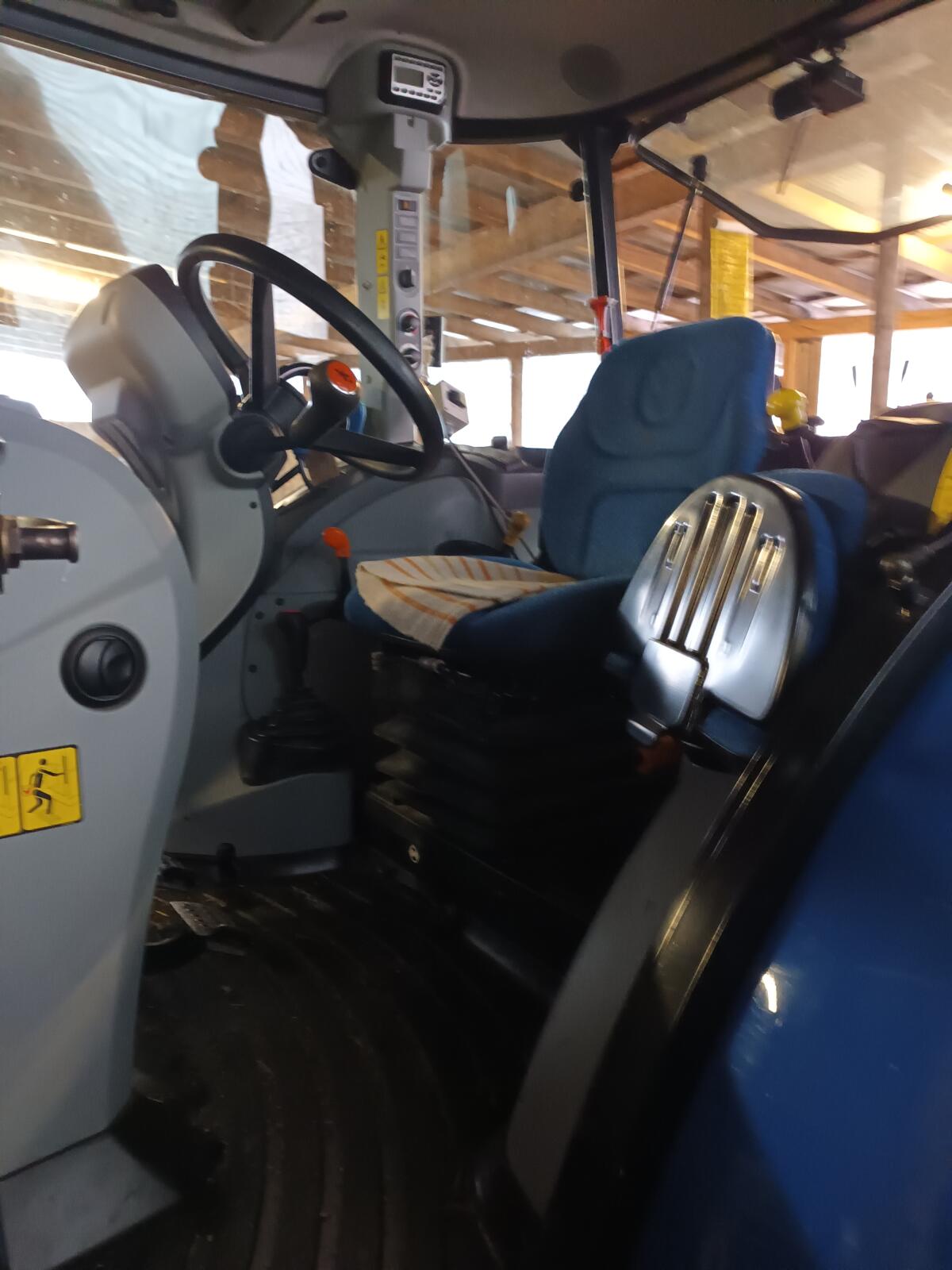 New Holland zu verkaufen 3