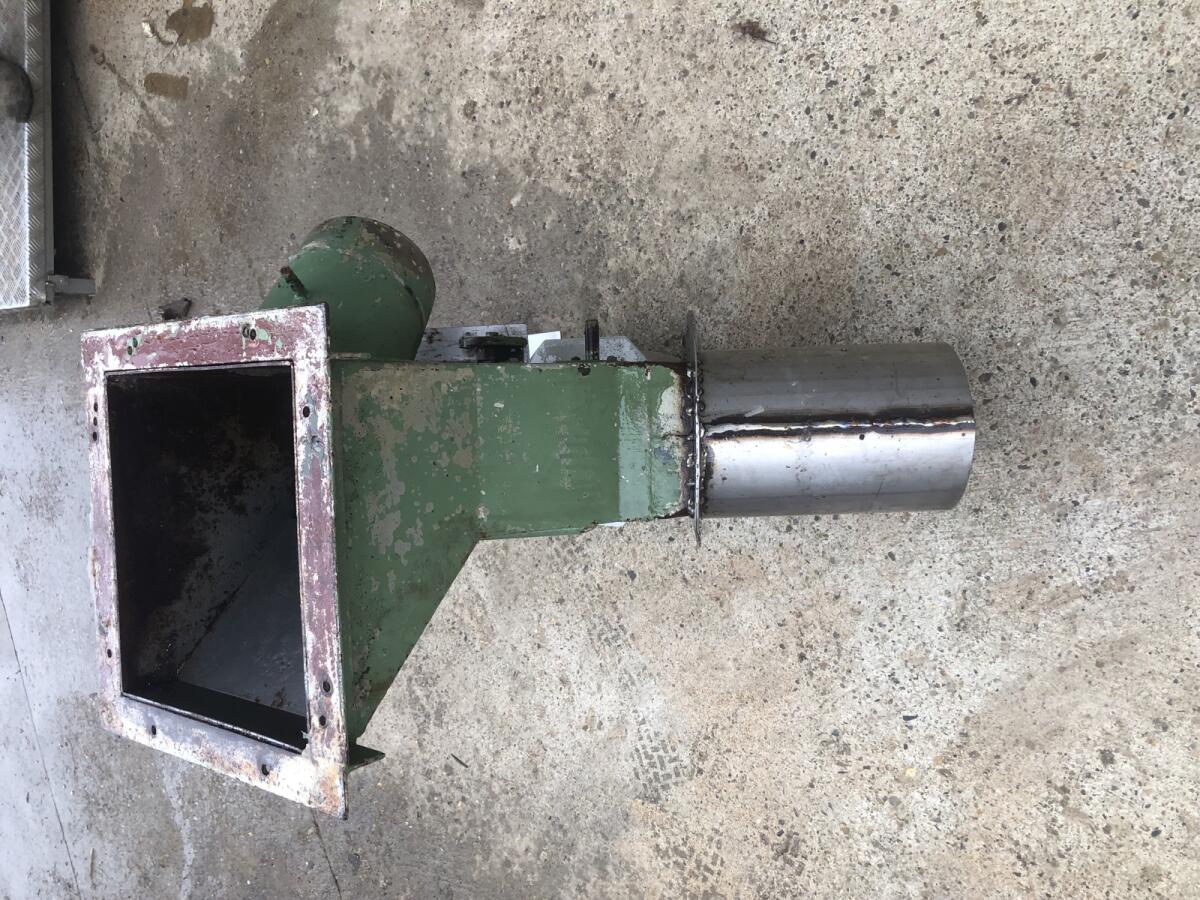 Klappkasten Getreidetechnik Rohrverteiler 2