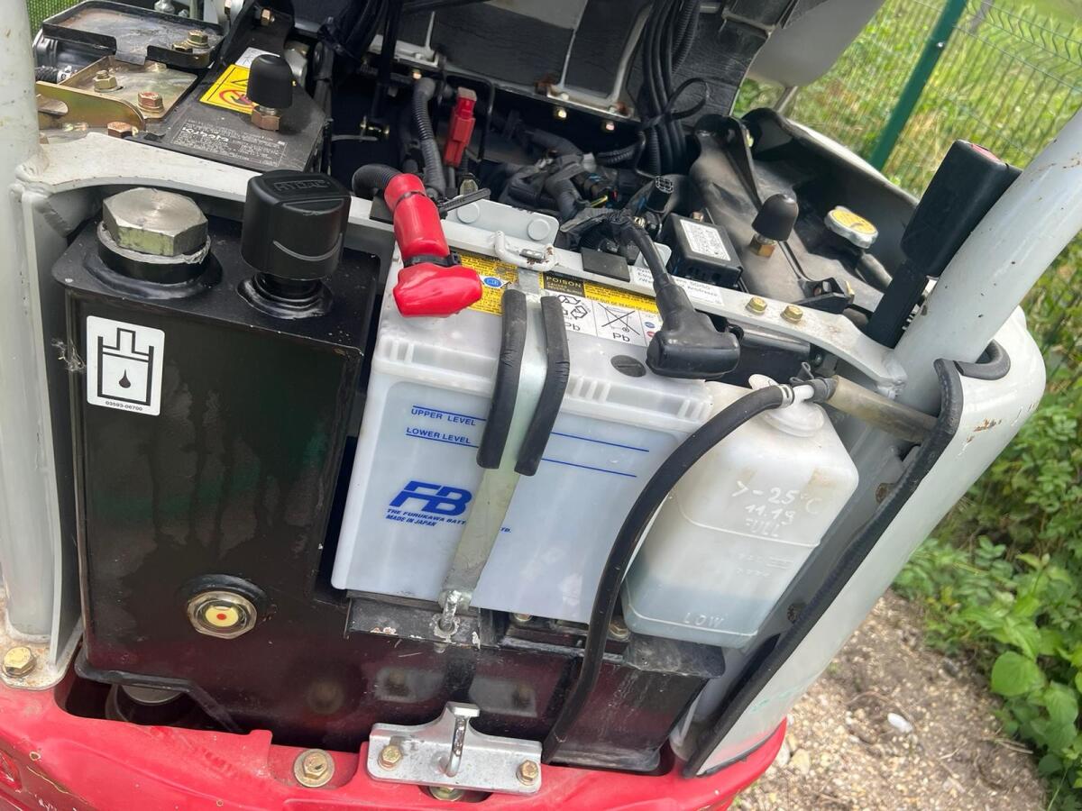 TB 210 R Takeuchi Minibagger 3