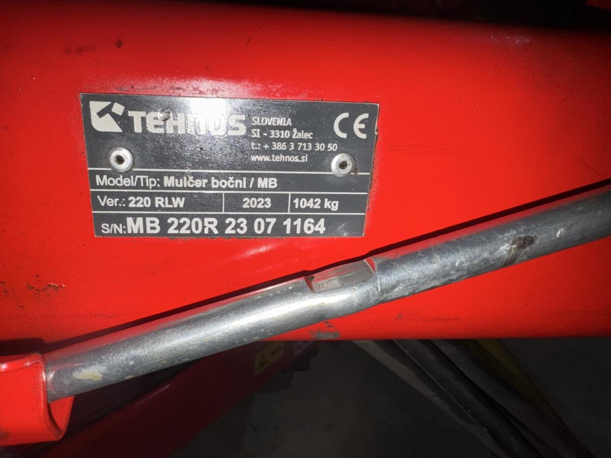 Tehnos Seitenhäcksler 2