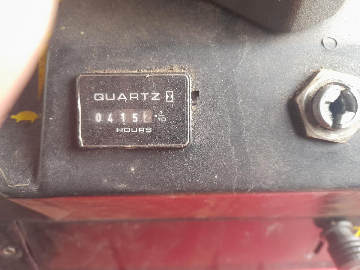 Rasenmähertraktor Honda 2216 V-Twin 3