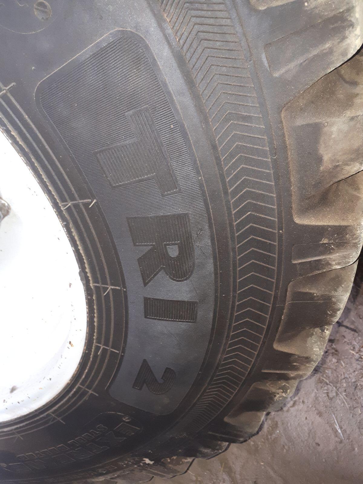 Nokian Tri 2 540/80-38 und 440/80-28 2