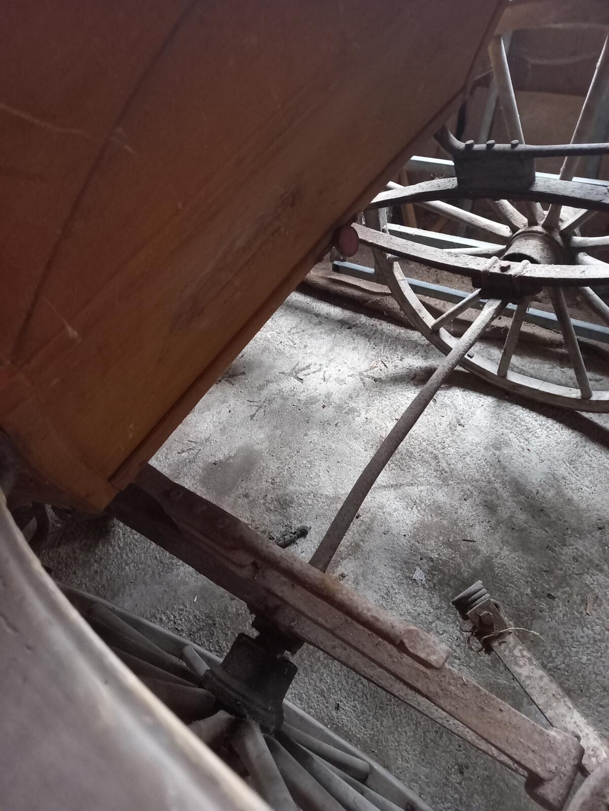 Kutsche/Kalesche zum Renovieren 3