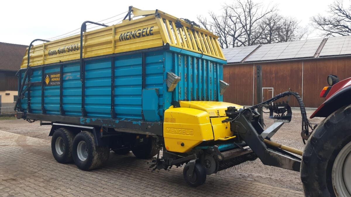 Mengele Rotobull 5000 mit 40 Messern 2