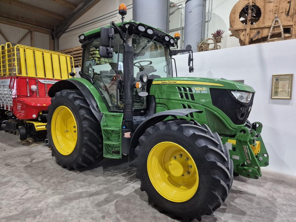 John Deere 6125 R 2