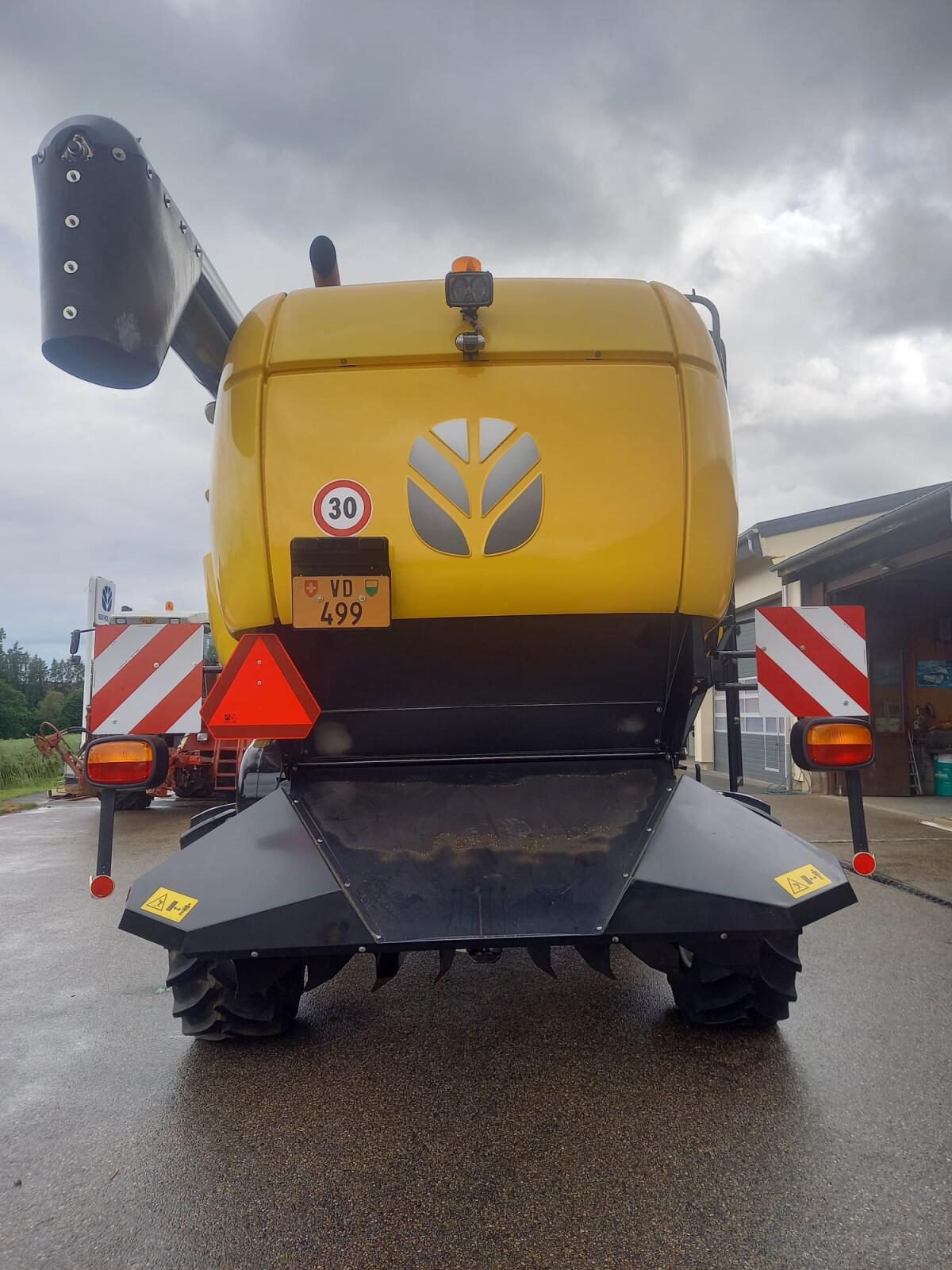 CX780 Moissonneuse Batteuse mit Schnitt und Wagen 3