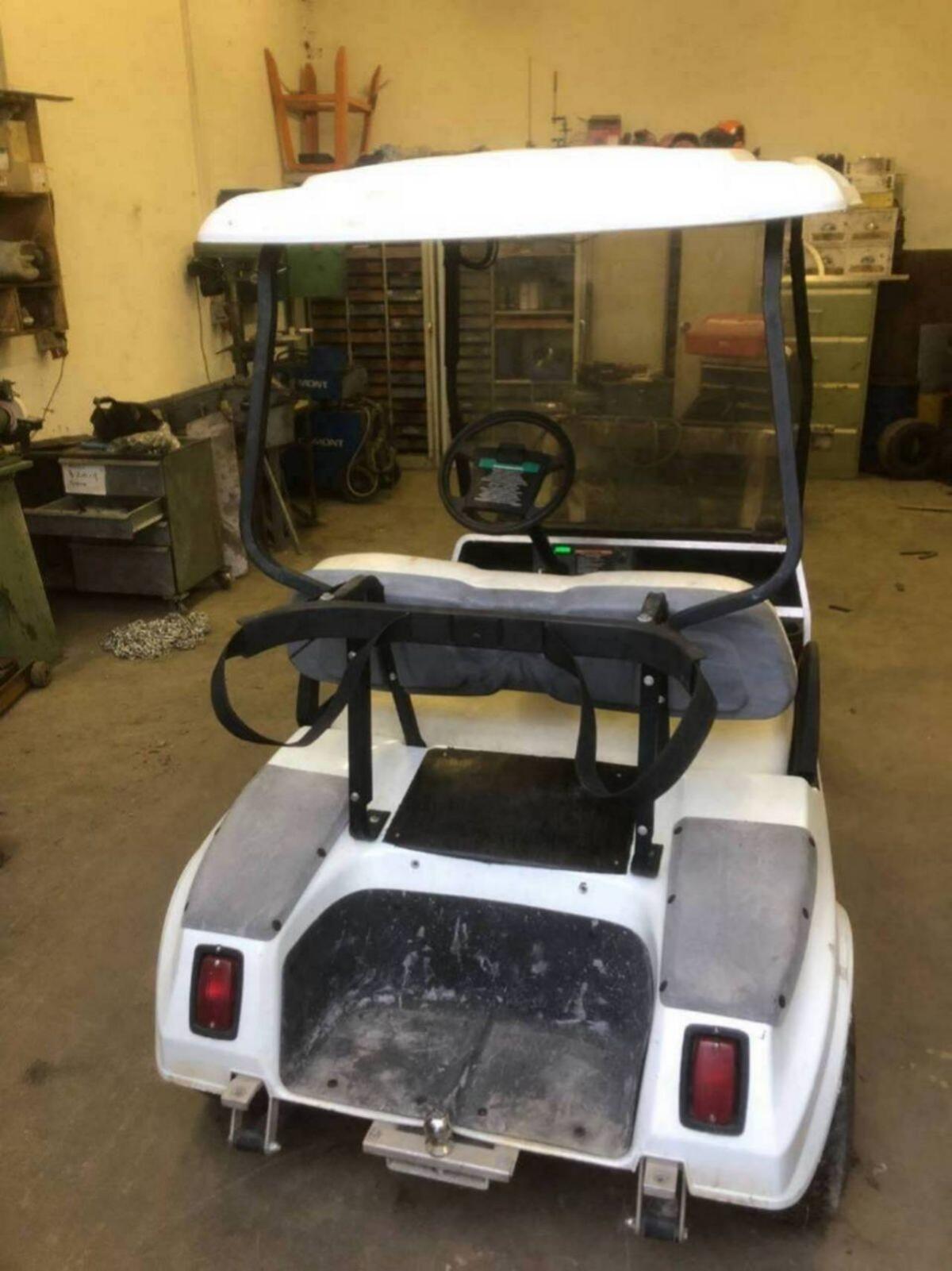CLUB Golfcar 3