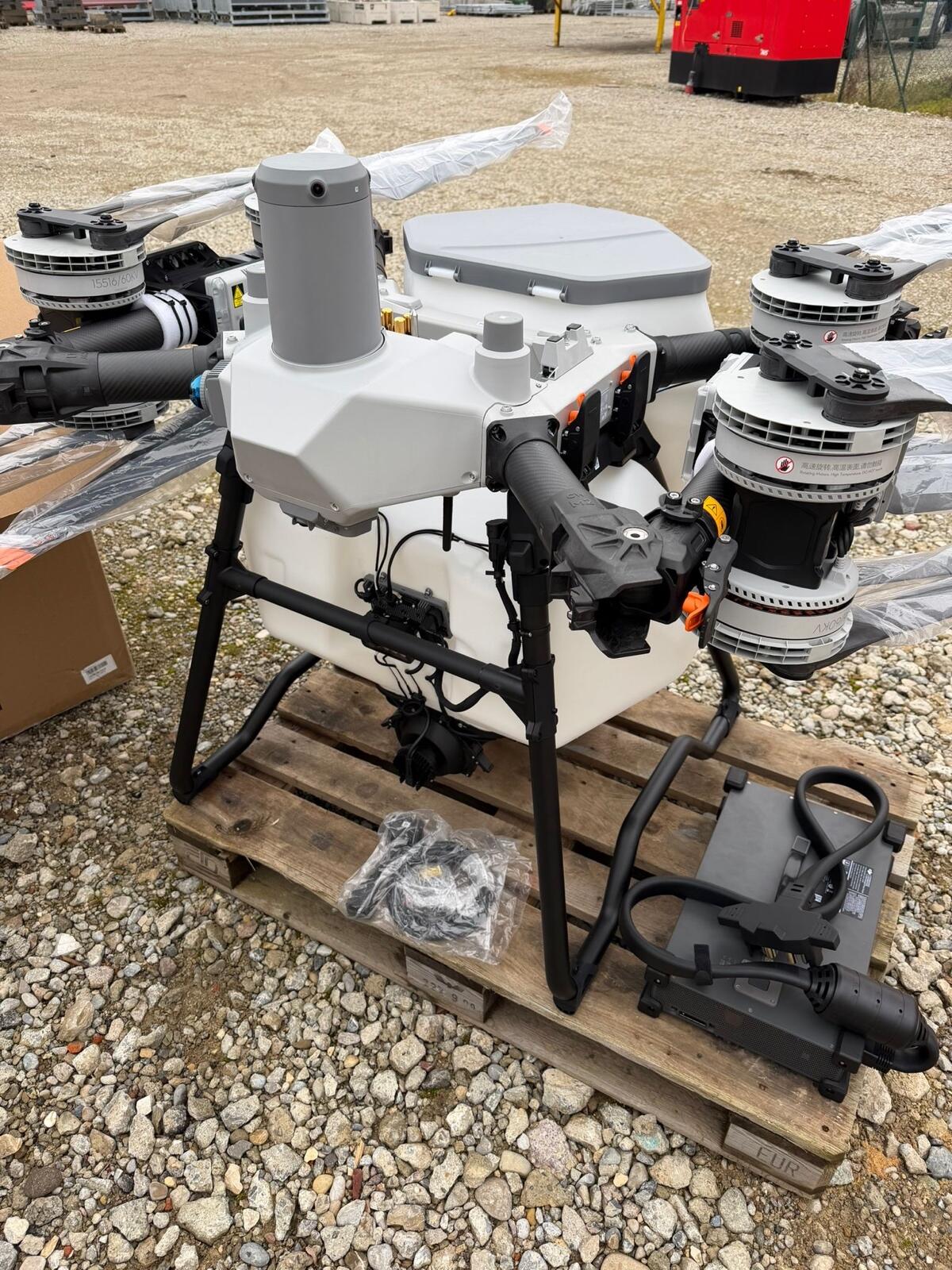 DJI AGRAS T100 – maximale Leistung für große Flächen 3