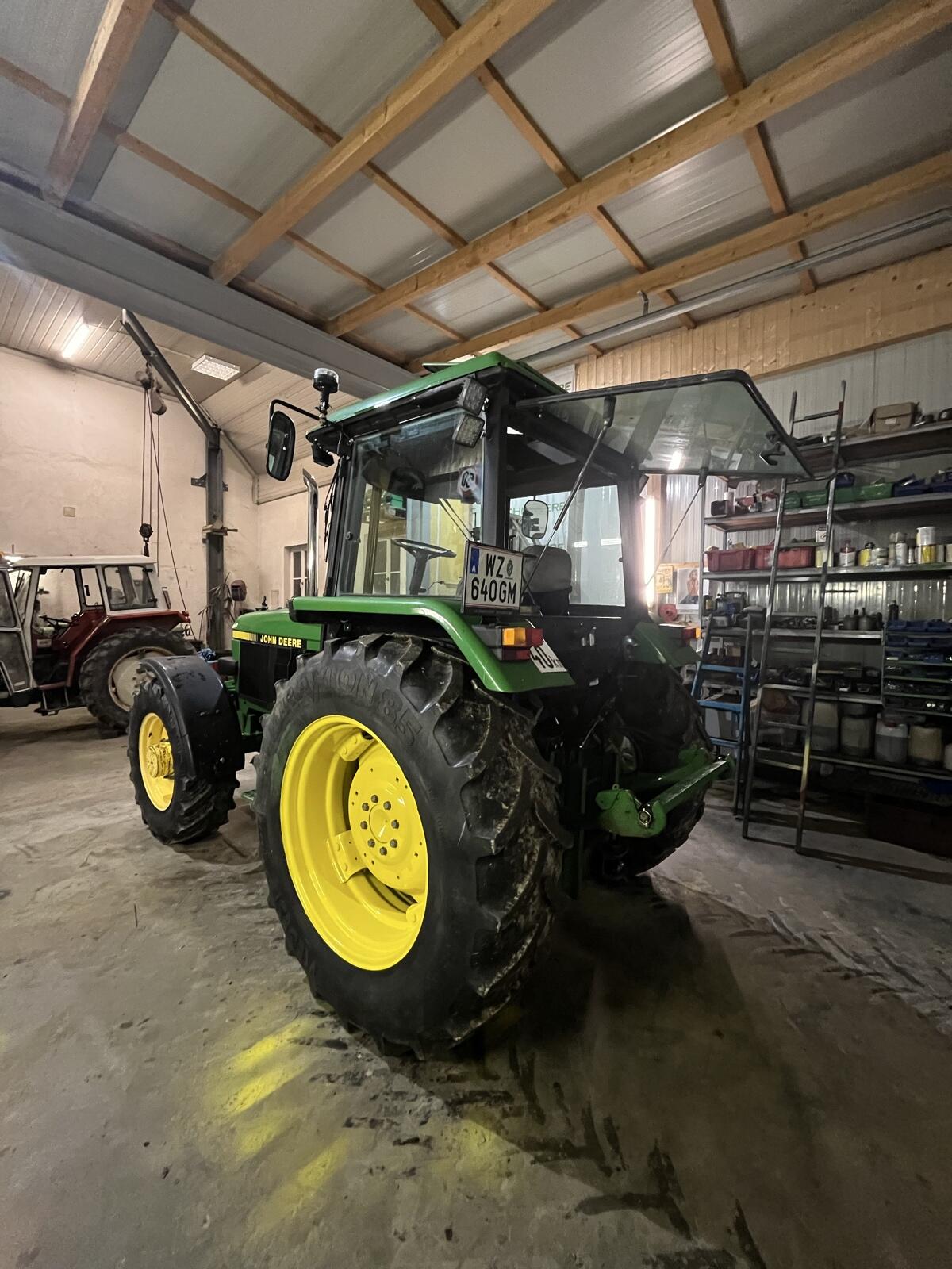John Deere 2850 3