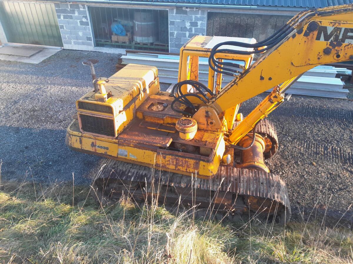 MF 450S Kettenbagger 3