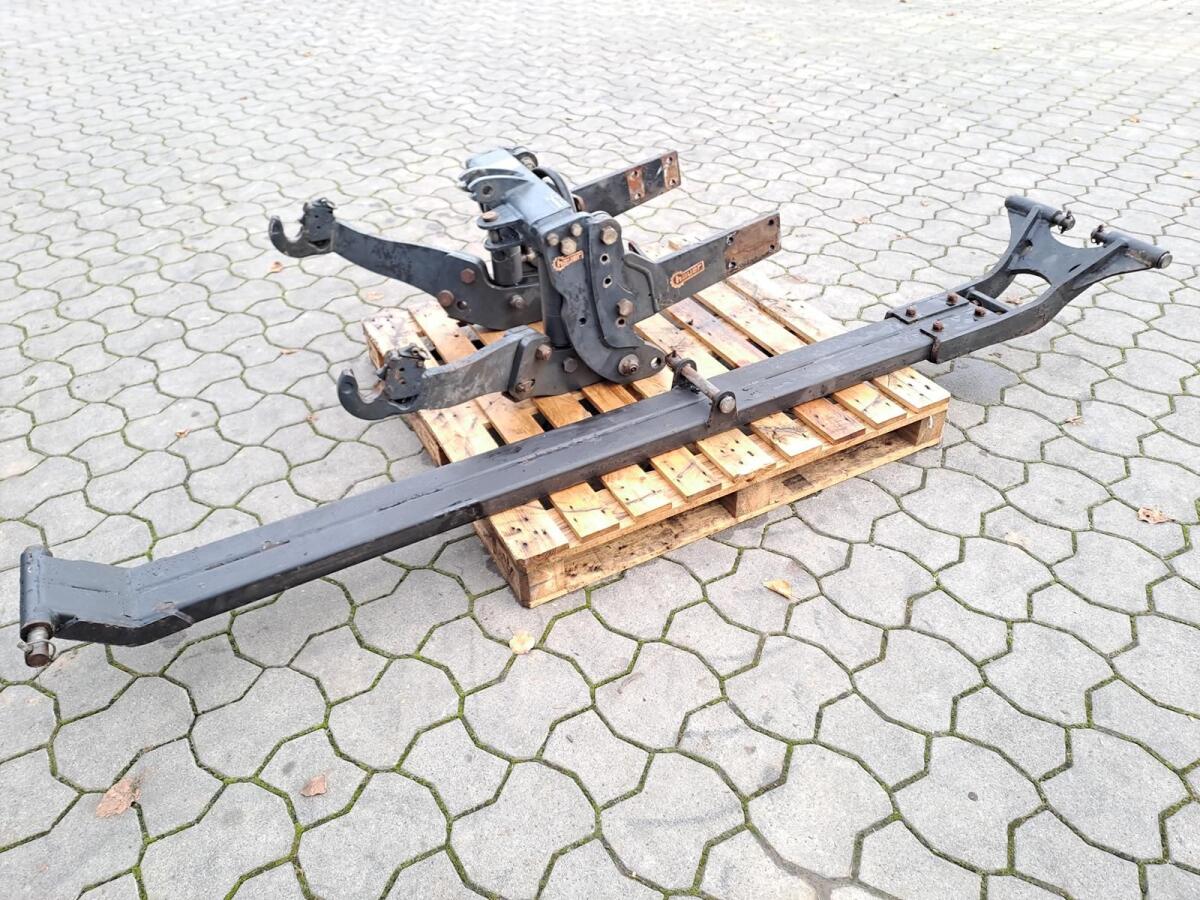 Hauer Fronthubwerk FS 3-25 2